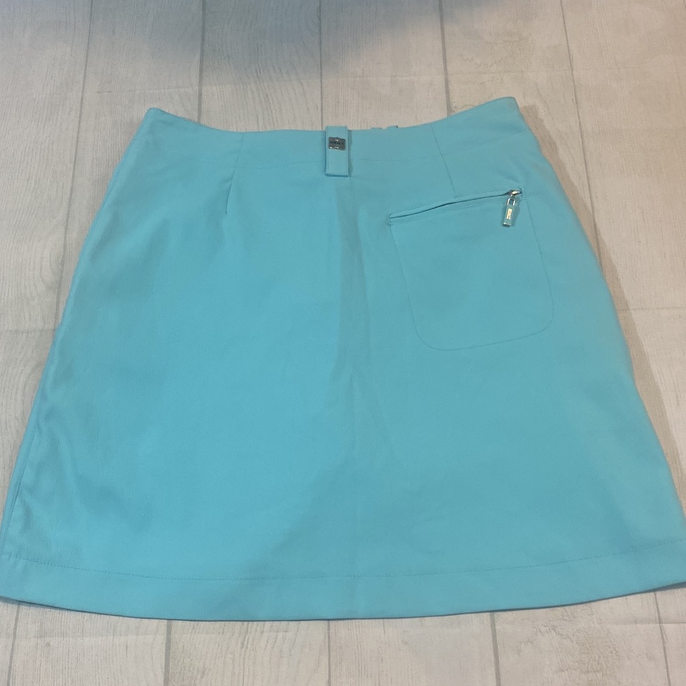 DKNY Golf Skort - Picture 4 of 7